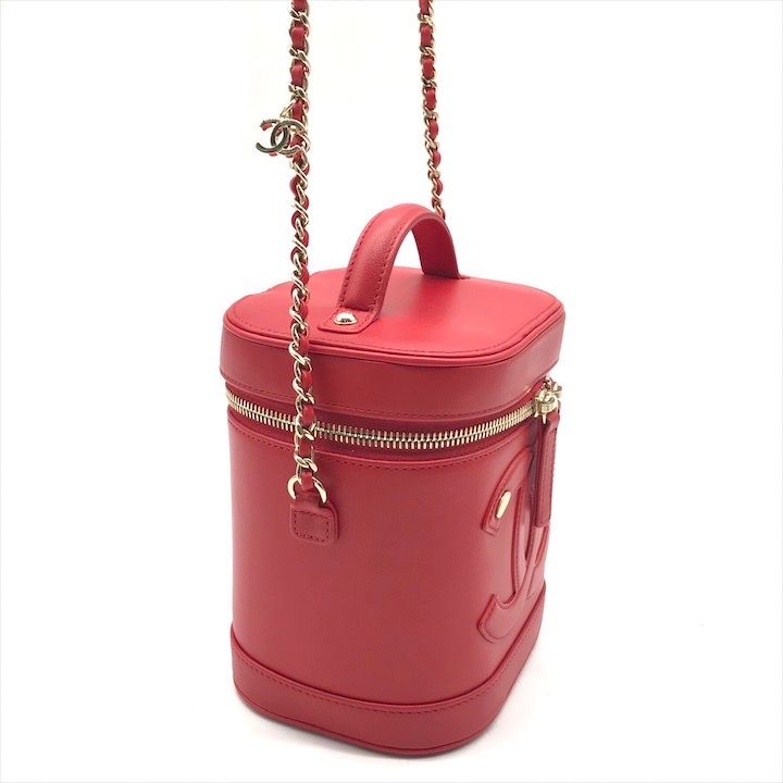 Chanel CC Logo Quilted 2-Way Vanity Hand Chain Shoulder Bag Crossbody Red