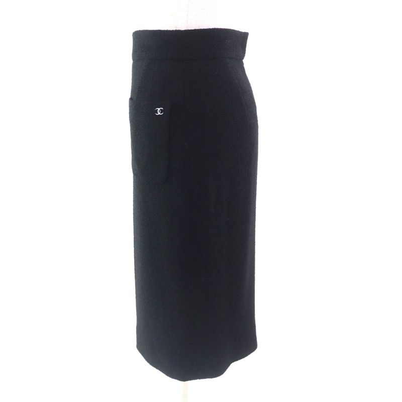 CHANEL 10P P37602/p37736 Tweed Jacket + Skirt Setup With Coco Mark Buttons