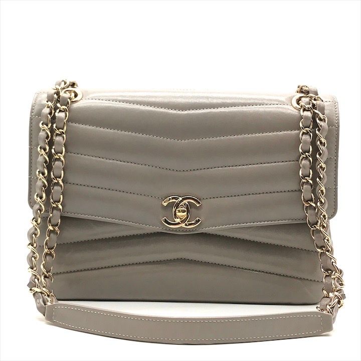 Chanel CC Logo Stitch Shiny Lambskin Turnlock Chain Shoulder Bag Gray