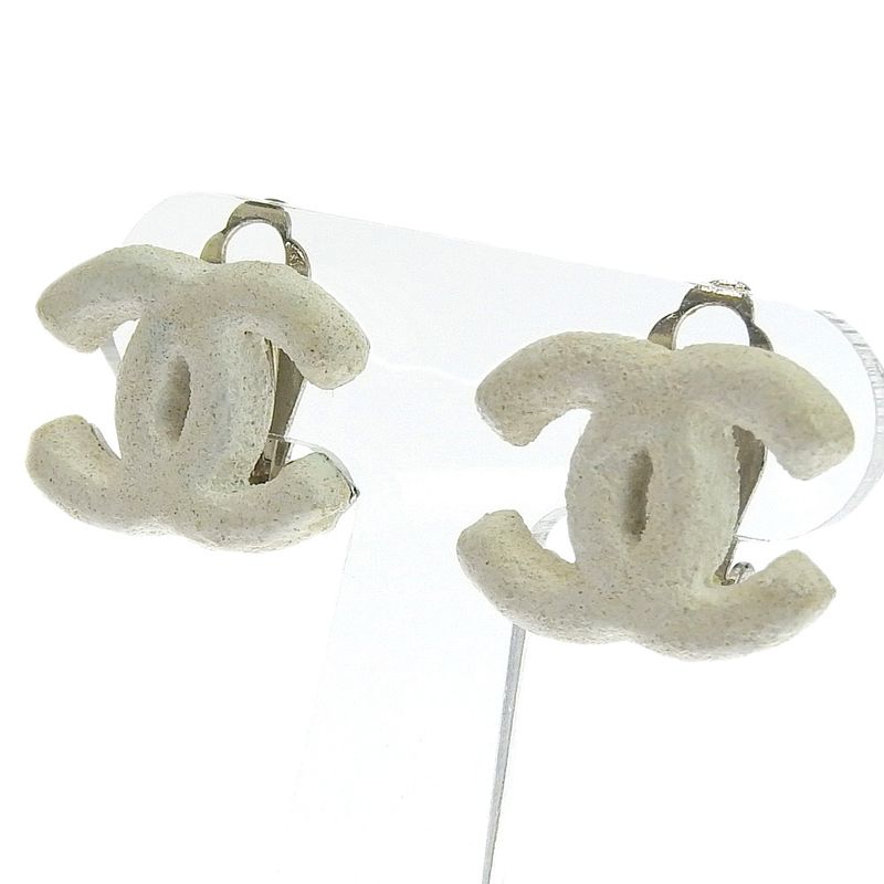 Chanel Coco Mark Metal White 03A Ladies 9.5g Earring