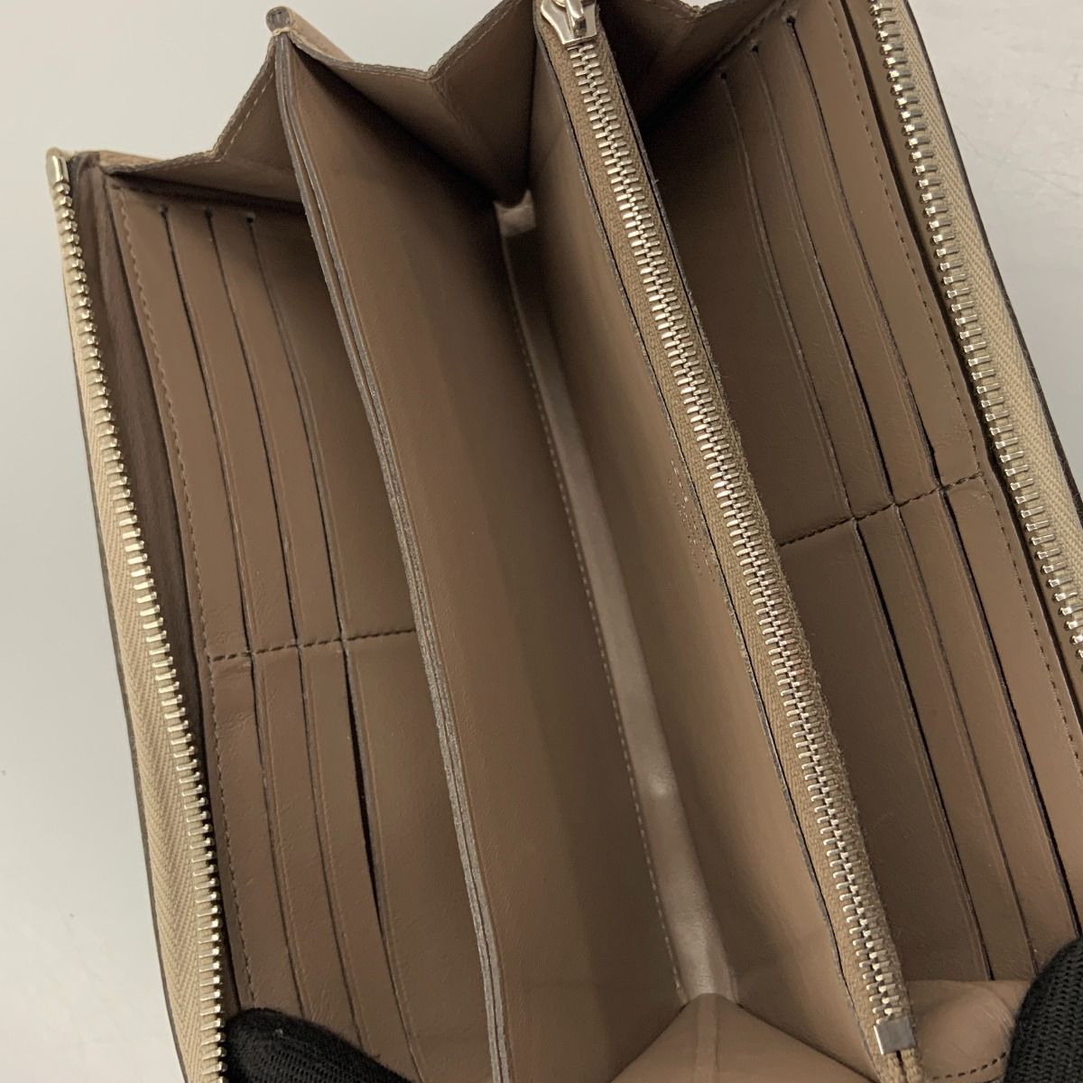 Louis Vuitton Portefeuille Comet L-Shaped Zipper Long Wallet M60147 Beige