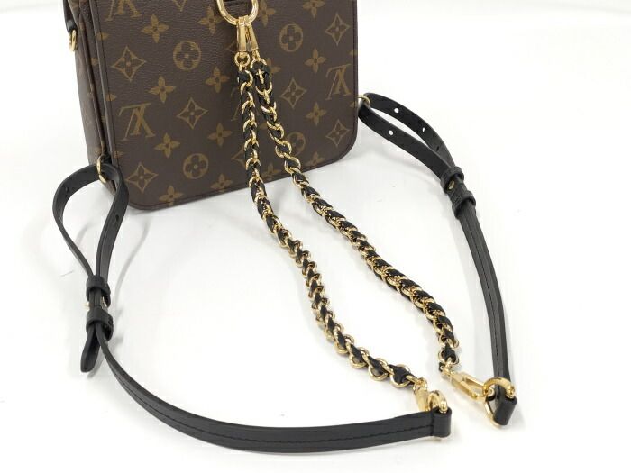 Louis Vuitton Pochette Metis Backpack Monogram M11941