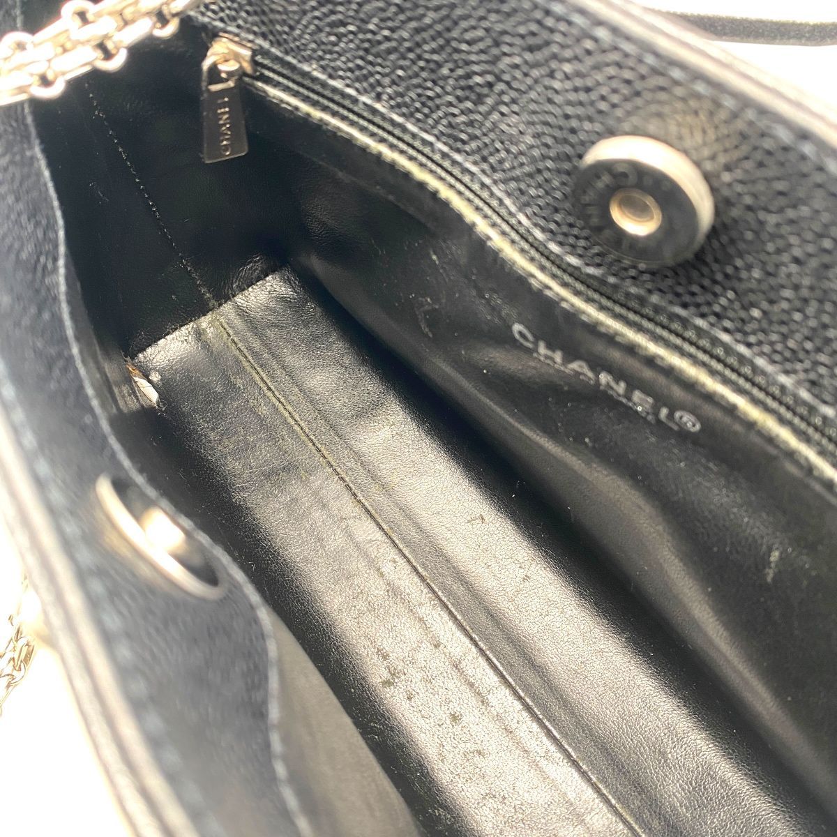 Chanel Women's Chain Turnlock Caviar Skin Shoulder Bag Ws8218 Black