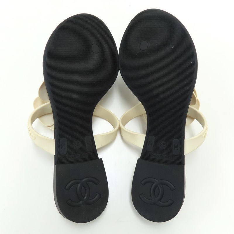 Chanel Camellia Beach Sandals Flat Heel 35 Black White Rubber Thong