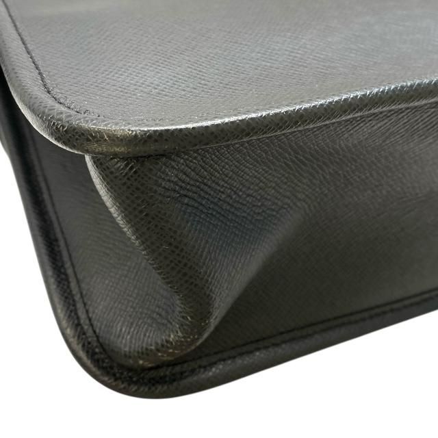 Louis Vuitton M32472 Taiga Alexei Shoulder Bag Crossbody Bag Leather Black