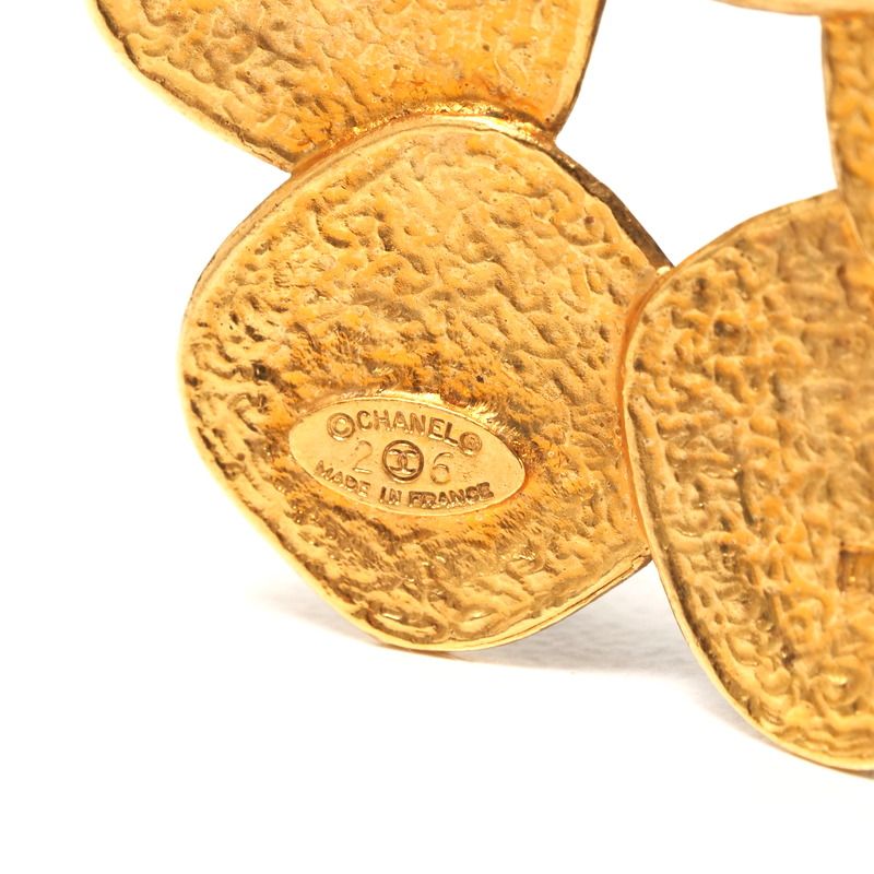 Chanel Vintage Brooch Gripore 26 Navy And Gold Made In France 20240916 Ra1255