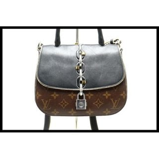 Louis Vuitton Disappearance Chain It PM Handbag