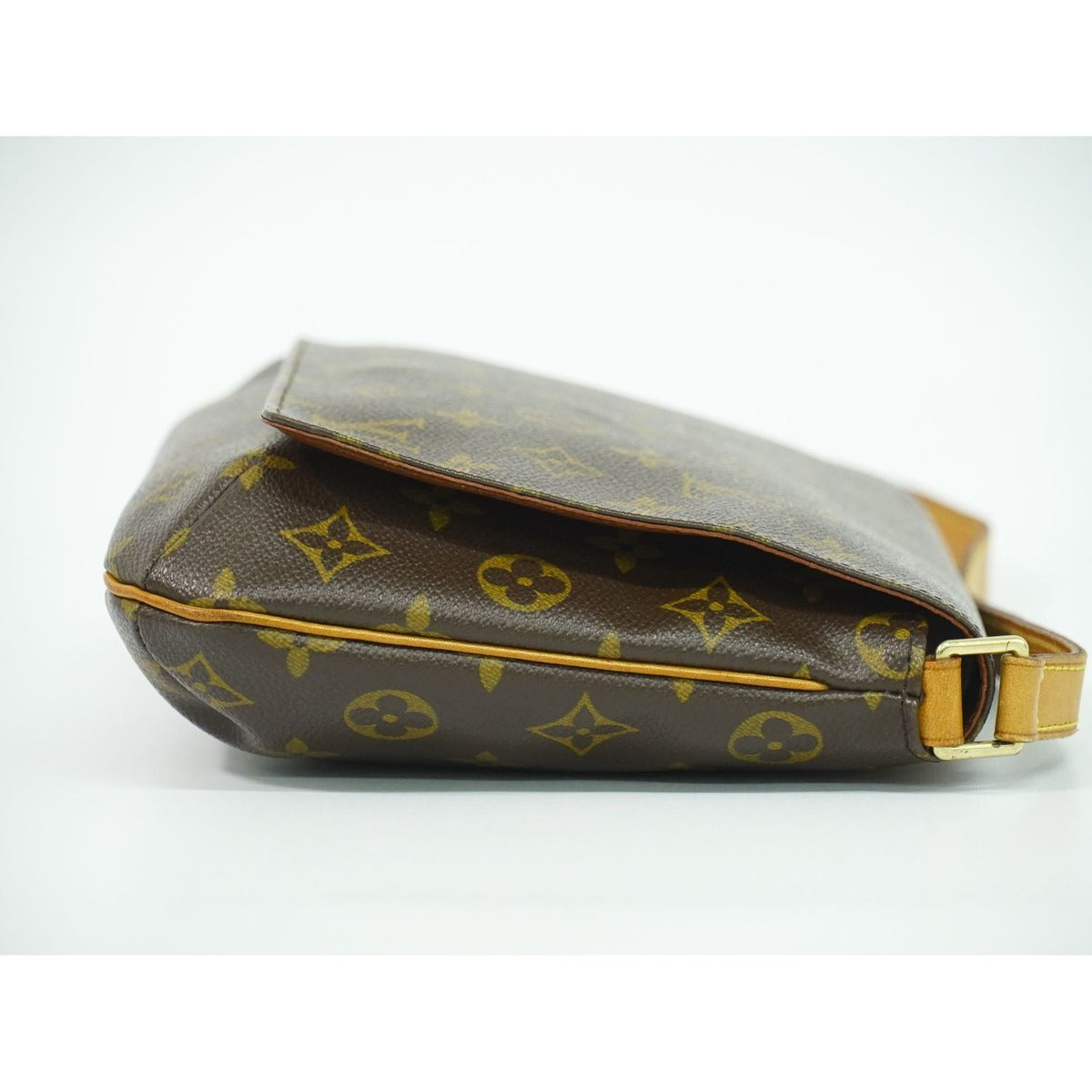 Louis Vuitton LV Musette Tango Short Monogram Shoulder Bag Brown — view 4