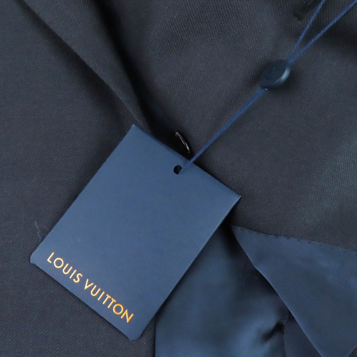 Louis Vuitton Double Breasted Cashmere and Wool Blend Pont Neuf Jacket Dark — view 12