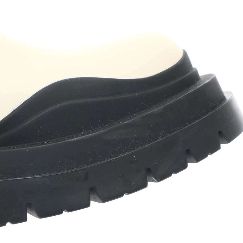 Bottega Veneta Tire Chelsea Boots Off White 35