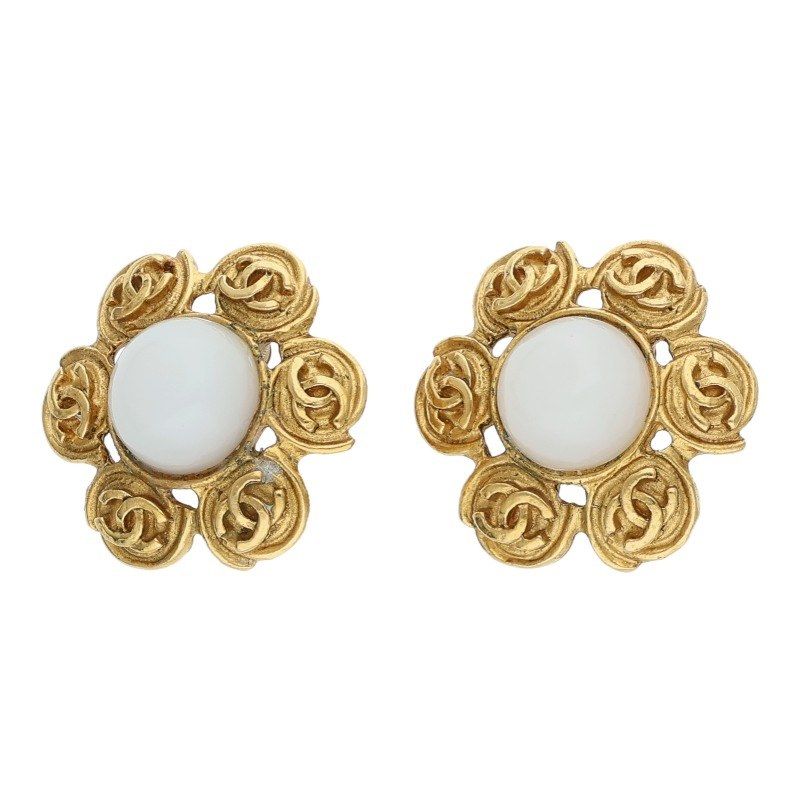 Chanel 04P Coco Mark Faux Pearl GP Earring Ladies