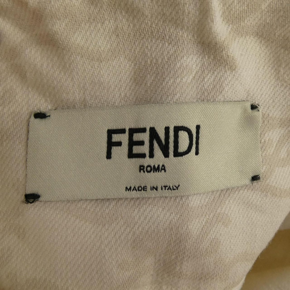 Fendi Ague Shorts Pants — view 4