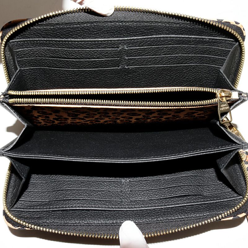 Louis Vuitton Round Zipper Long Wallet With Change Pocket Monogram Empreinte