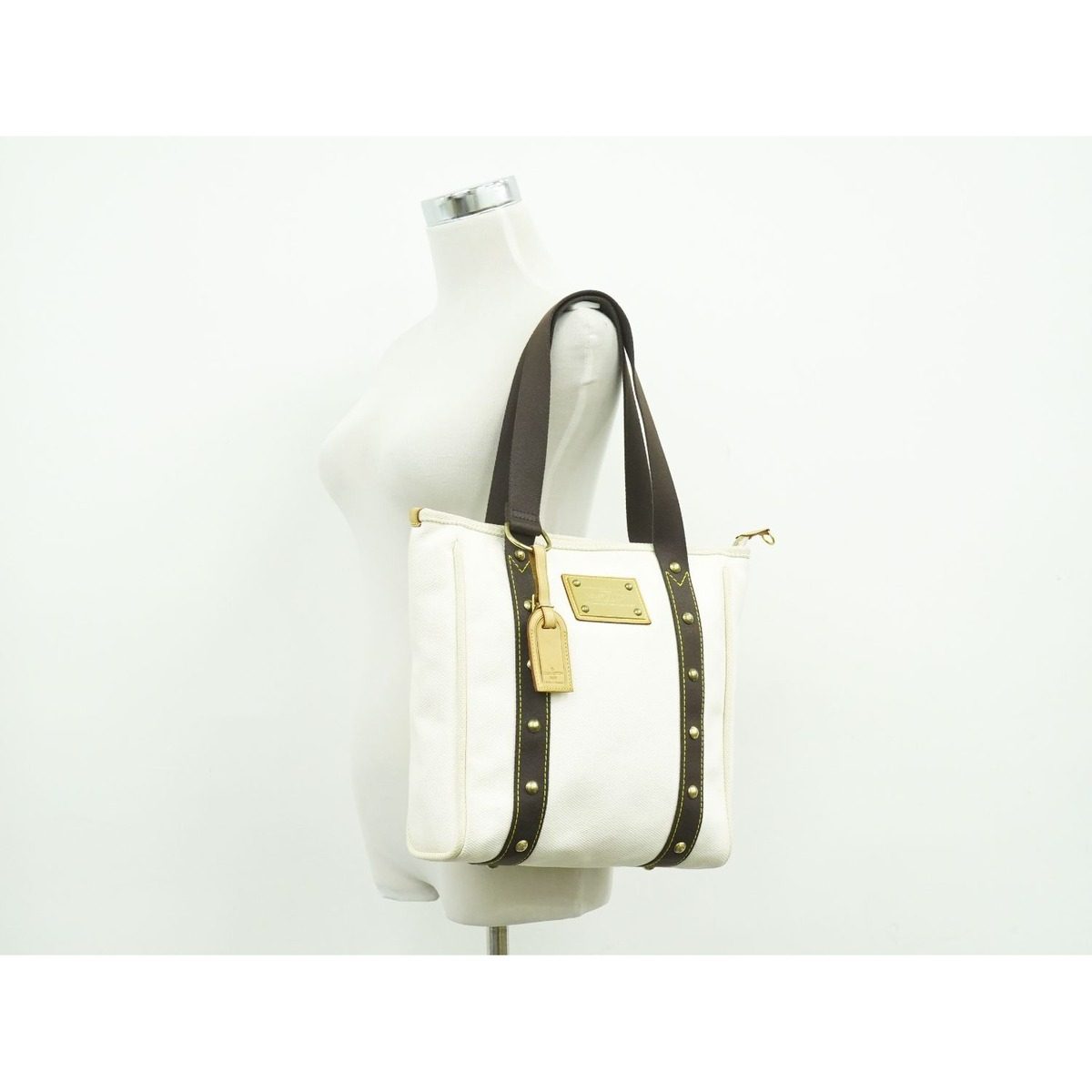 Louis Vuitton LV Antigua Cabas MM Canvas Shoulder Bag Tote Ecru White Brown — view 6