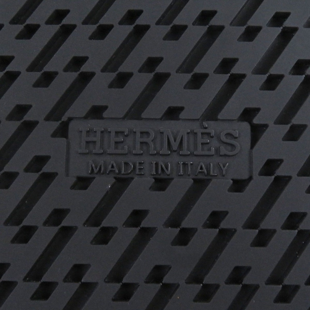 Hermes Chypre Vaux Epson H Logo Design Shower Sandals Slide Etoupe — view 10