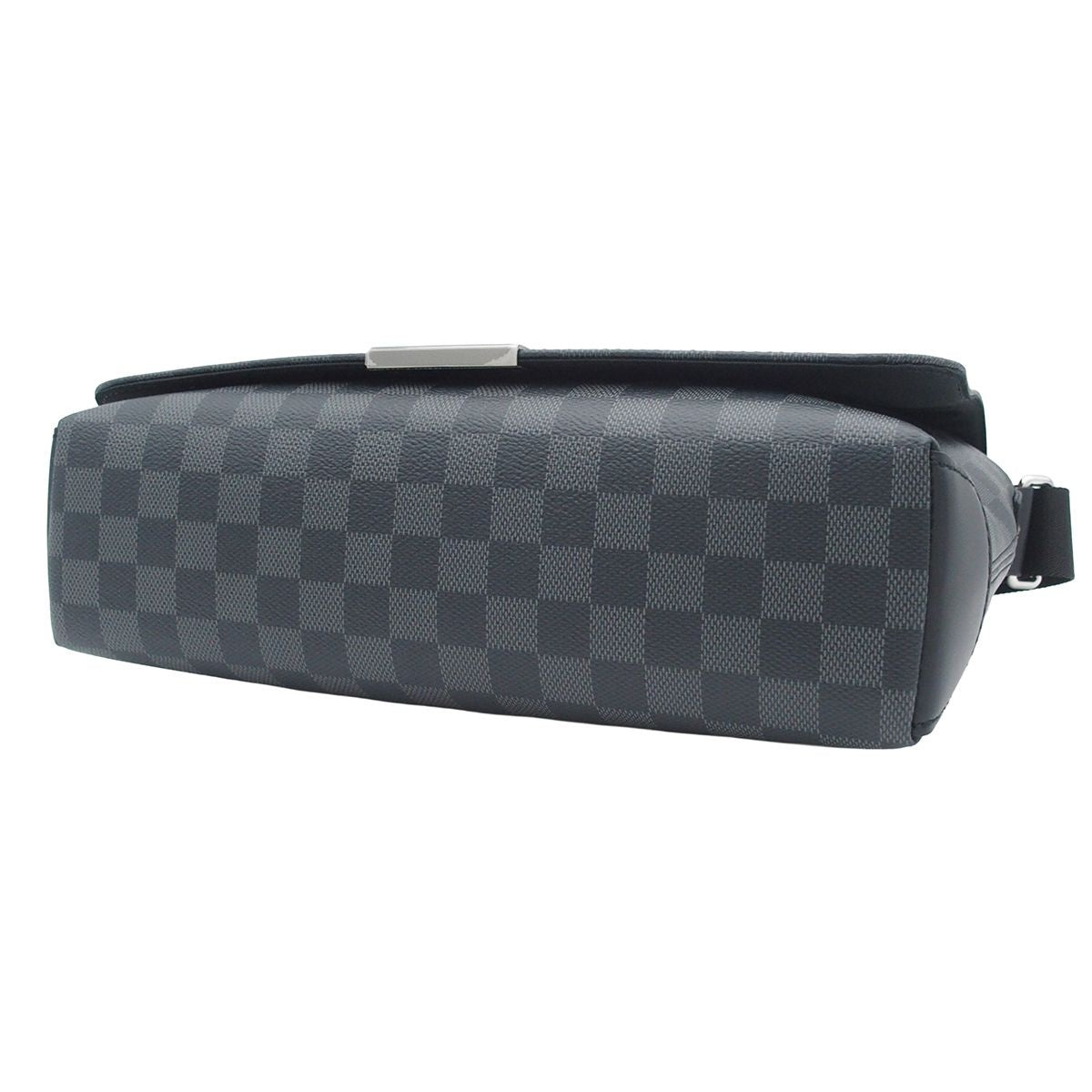 Louis Vuitton District MM Nv2 Black Damier Graphite Canvas Shoulder Bag — view 4