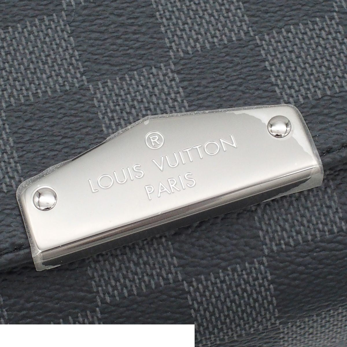 Louis Vuitton District MM Nv2 Black Damier Graphite Canvas Shoulder Bag — view 7