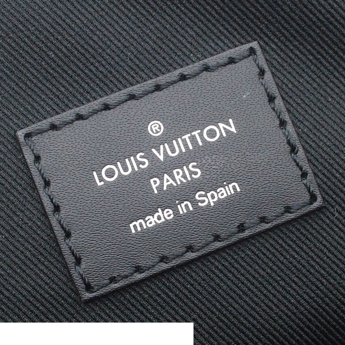 Louis Vuitton District MM Nv2 Black Damier Graphite Canvas Shoulder Bag — view 8