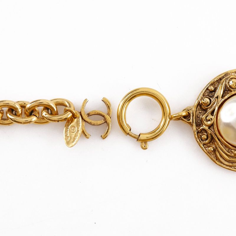 Chanel Vintage Gold Plated And Faux Pearl Ladies 138.3g Necklace