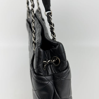 Chanel CC Logo Quilted Shoulder Bag Black Leather Vintage — view 6