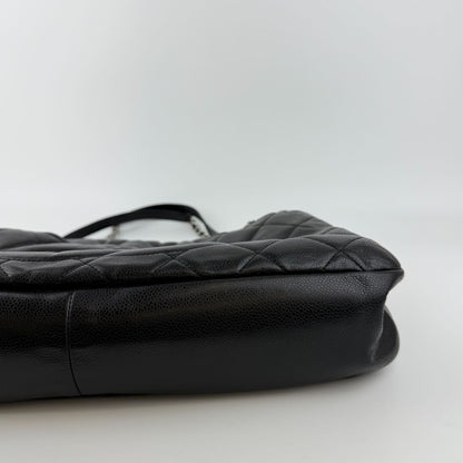 Chanel CC Logo Quilted Shoulder Bag Black Leather Vintage — view 10