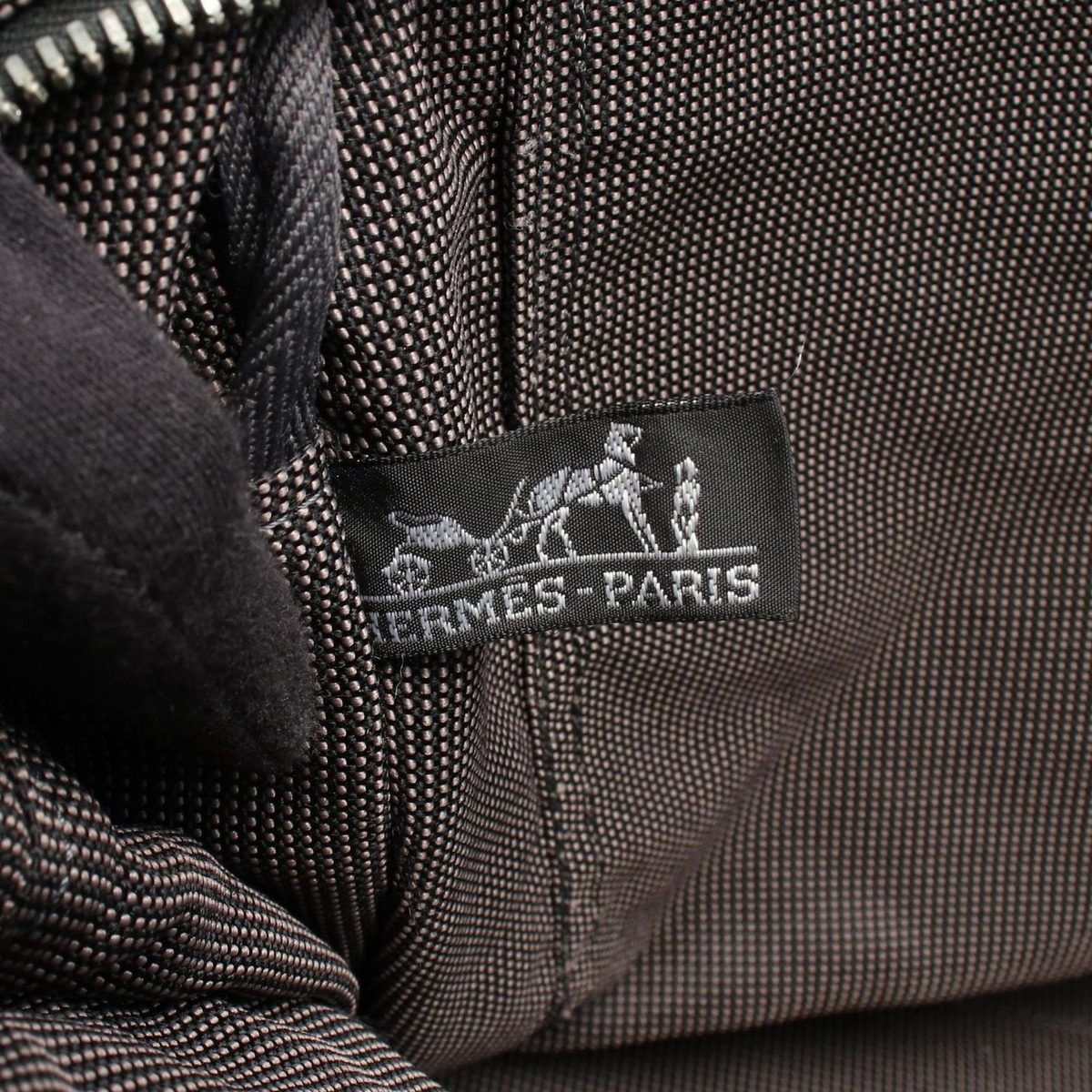 Hermes Tote Her Line MM Gray Canvas — view 4