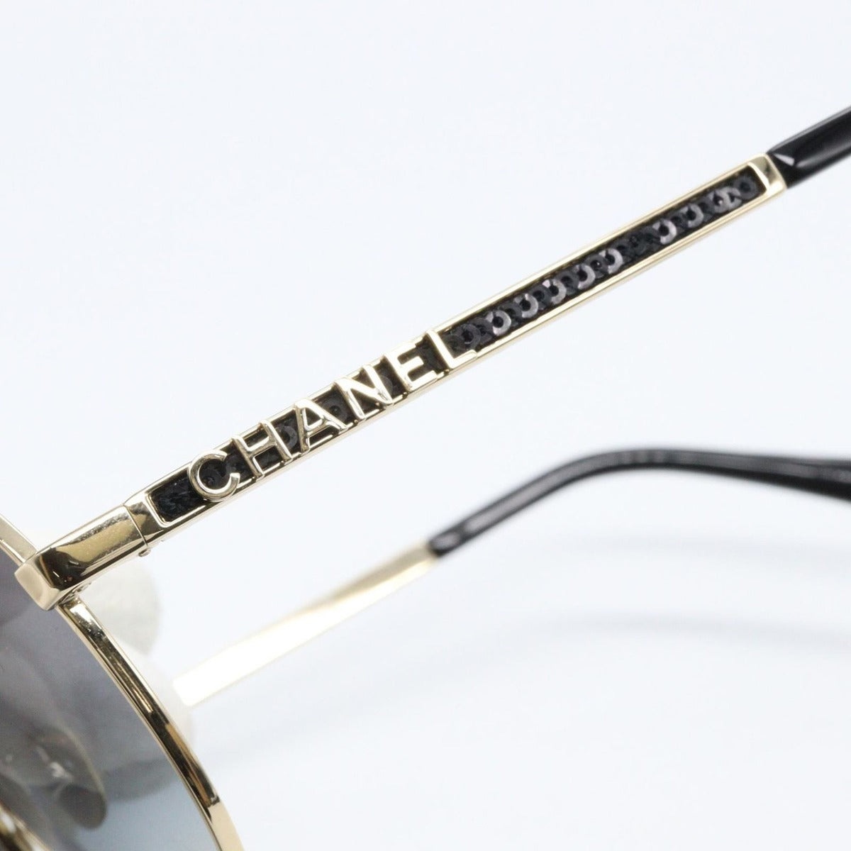 Chanel Sunglasses 395 S6 Gold — view 5