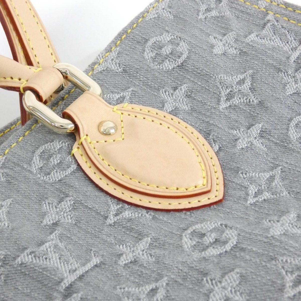 Louis Vuitton Monogram Denim On The Go Mm Bag — view 4