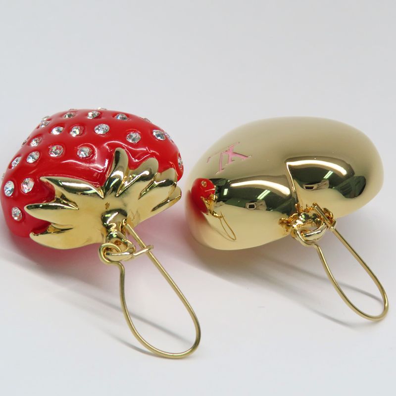 Louis Vuitton Earrings Boucle Doreil Phrase M64922 Strawberry Heart