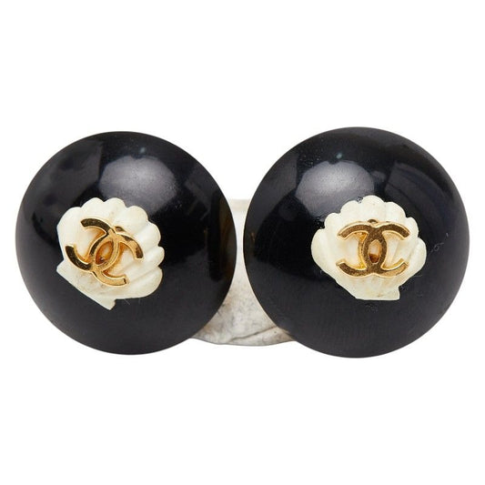 Chanel CC Logo Shell Vintage Black Gold Earrings