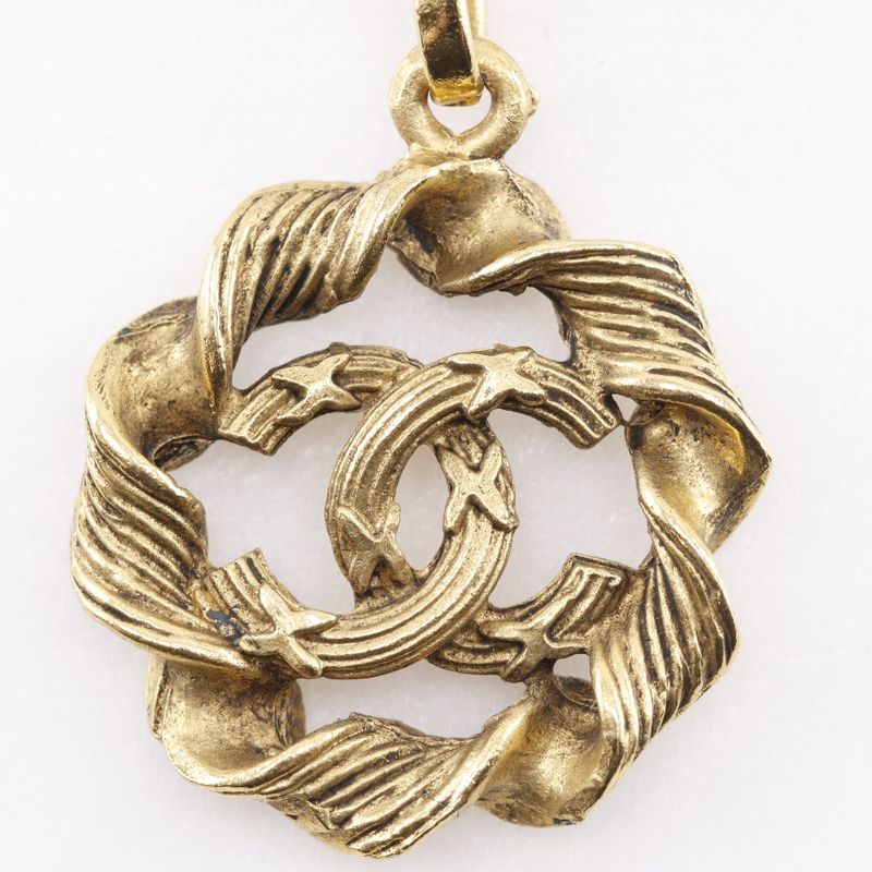 Chanel Coco Mark Vintage Gold Plated Ladies 7.5g Necklace
