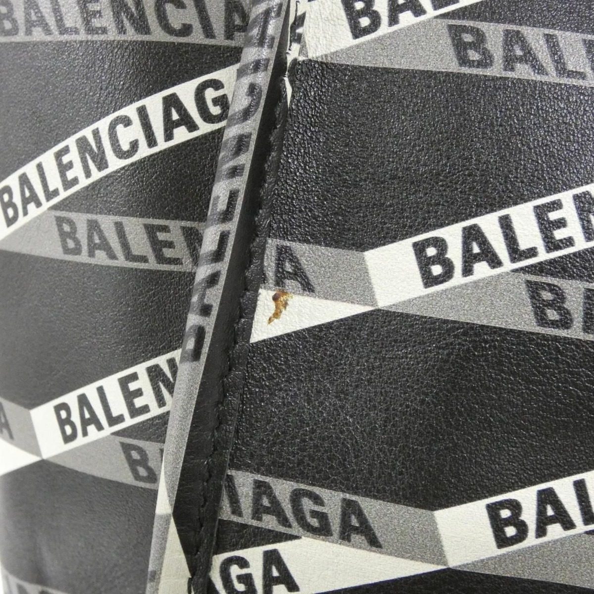 Balenciaga Bag Handbag Black — view 4