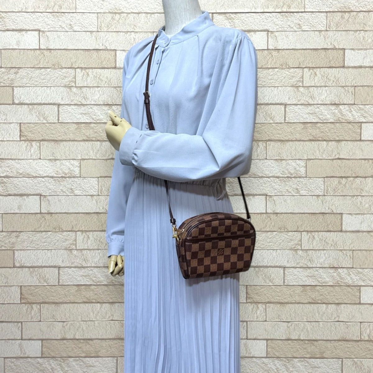 Louis Vuitton Pochette Ipanema Damier Shoulder Bag Canvas Brown — view 2