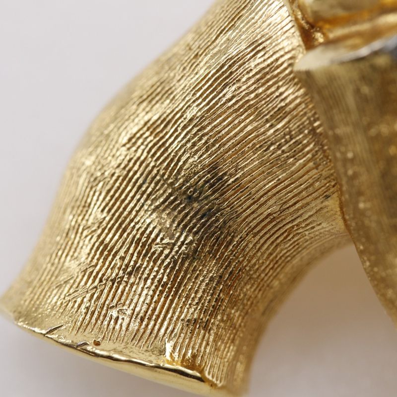 Chanel Bamboo Coco Mark Vintage Gold Plated 107 Ladies 35.0g Brooch