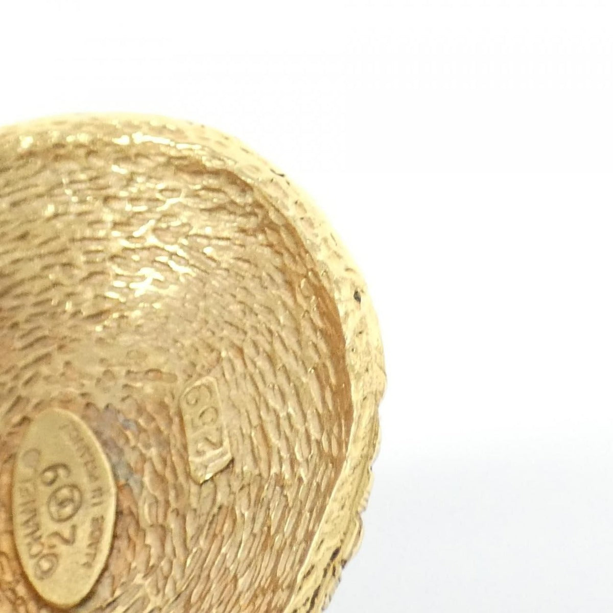 Chanel Vintage Brooch Gold — view 5