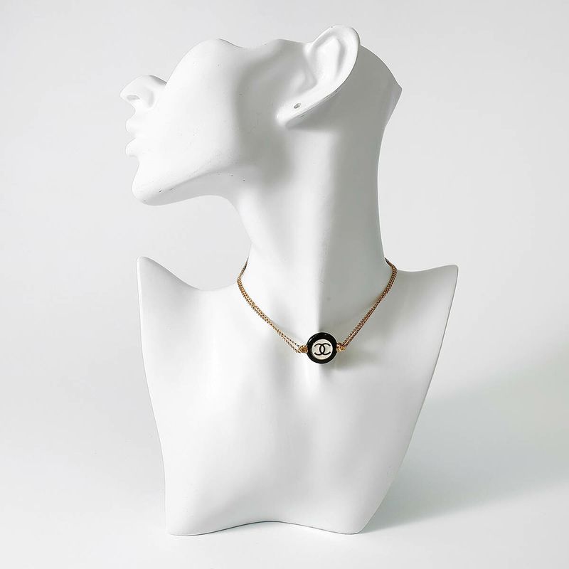 Chanel Necklace Choker Gold