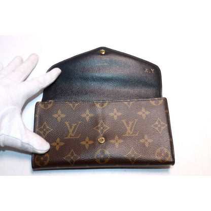 Louis Vuitton Monogram Giant Reverse Portefeuille Sarah Leather Bifold Wallet — view 4