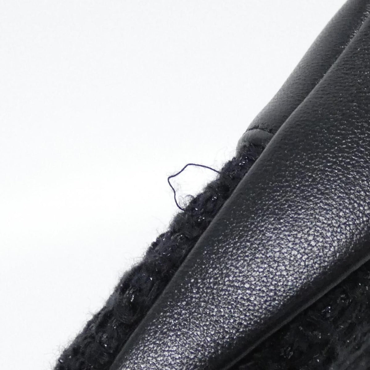 Chanel 31 Line Bag — view 4