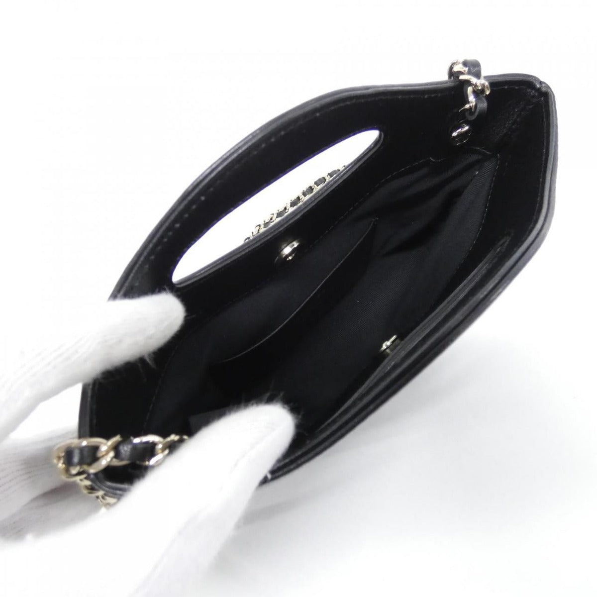 Chanel 31 Line Bag — view 8