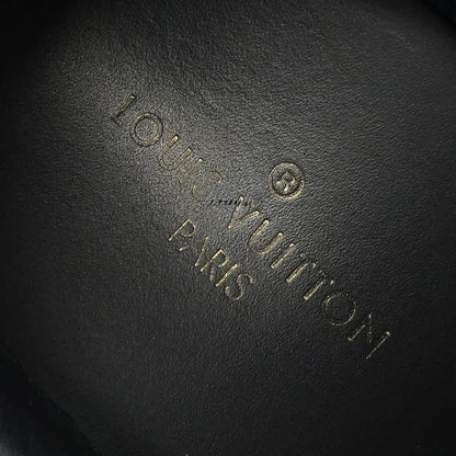 Louis Vuitton Run Away Line Sneakers — view 6