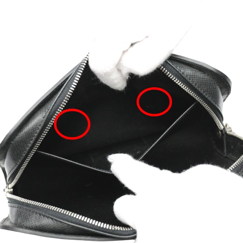 Louis Vuitton M30182 Taiga Second Bag Baikal Ardoise Second Bag Louis Vuitton