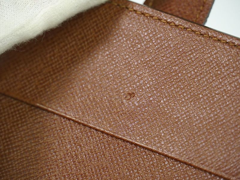 Authentic Louis Vuitton LV Compact Zip Monogram Fold Wallet Compact Wallet