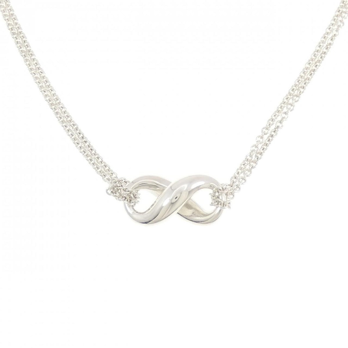 Tiffany Figure 8 Size 40 Necklace
