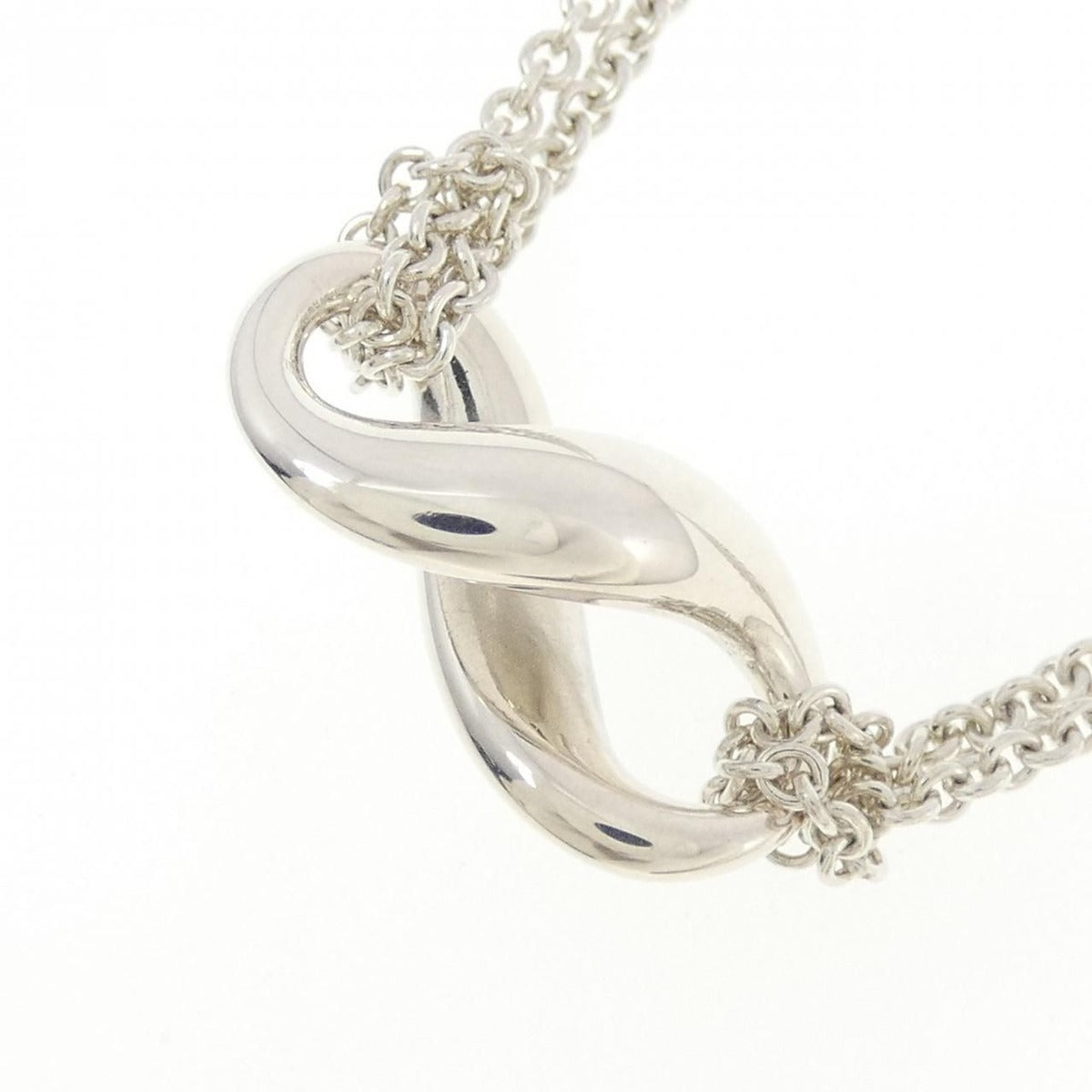 Tiffany Figure 8 Size 40 Necklace — view 3