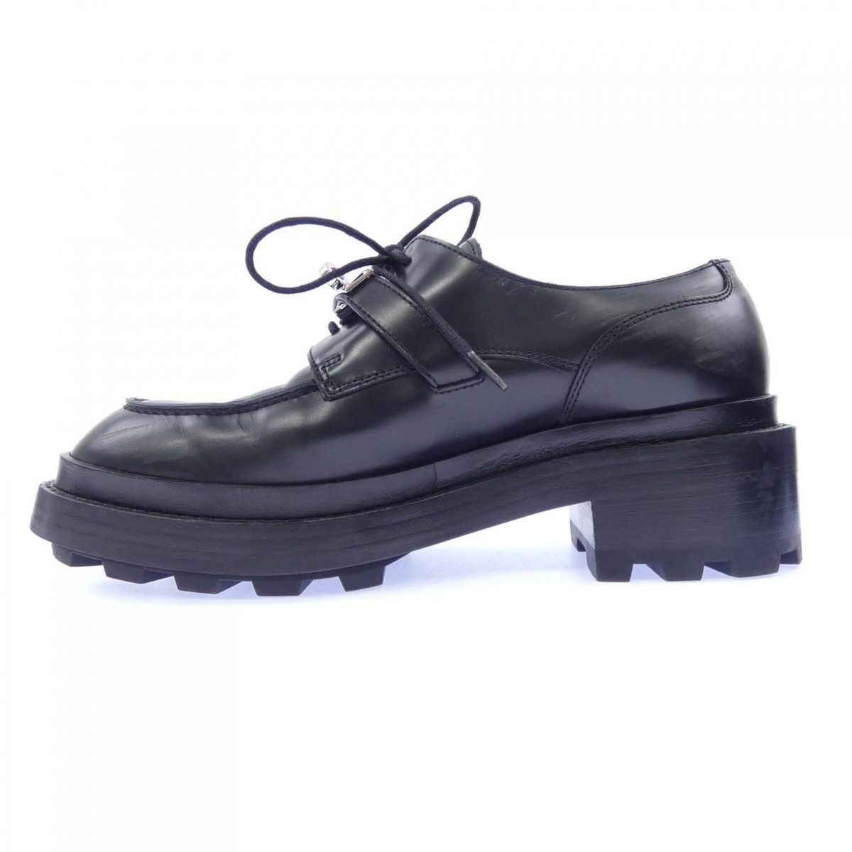 Hermes First Kelly Buckle Shoes Heel — view 2