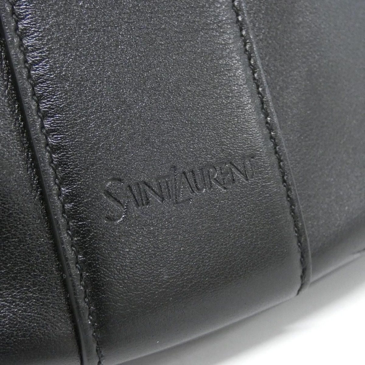 Saint Laurent Aaezc Shoulder Bag — view 4