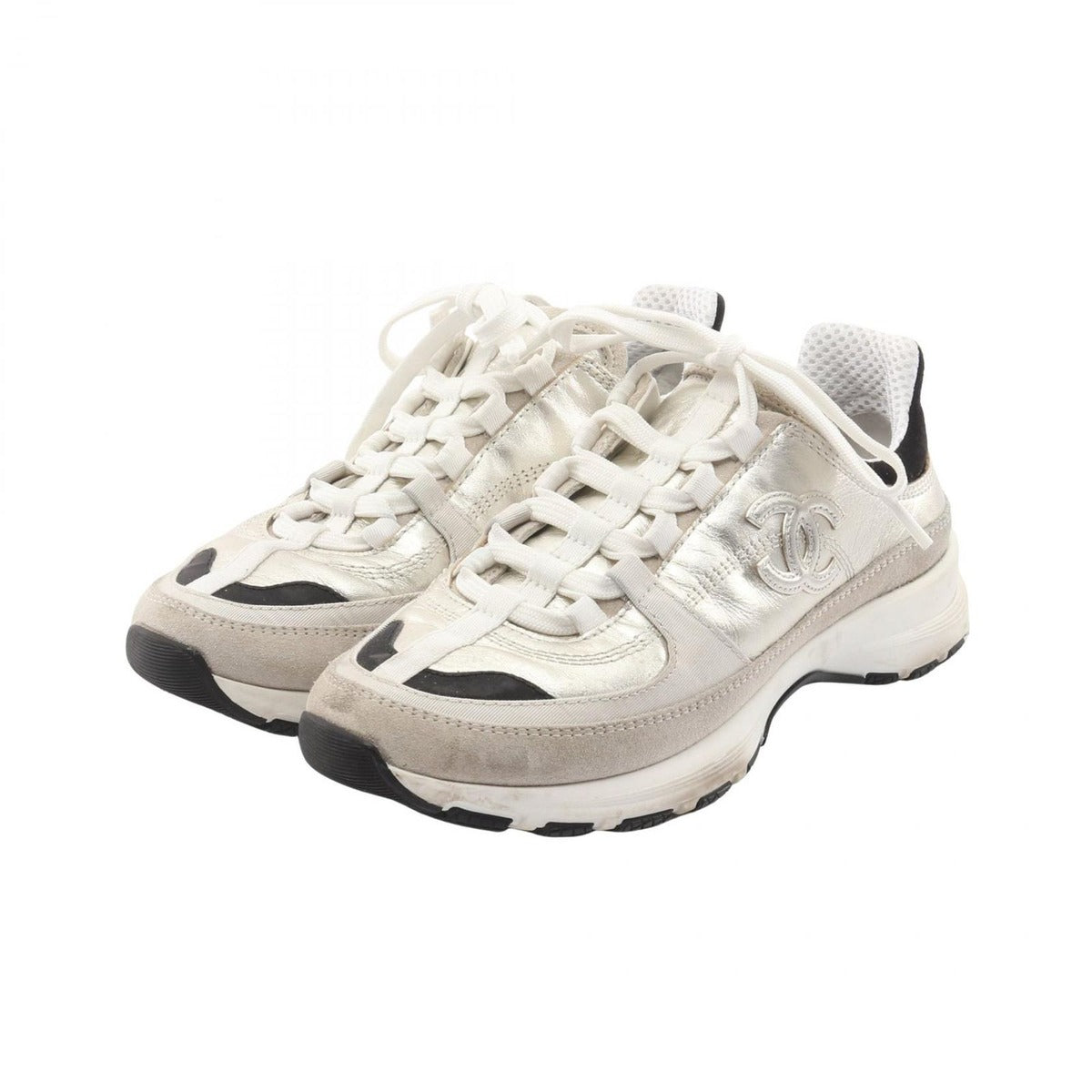 Chanel Sneakers CC Logo Silver Leather