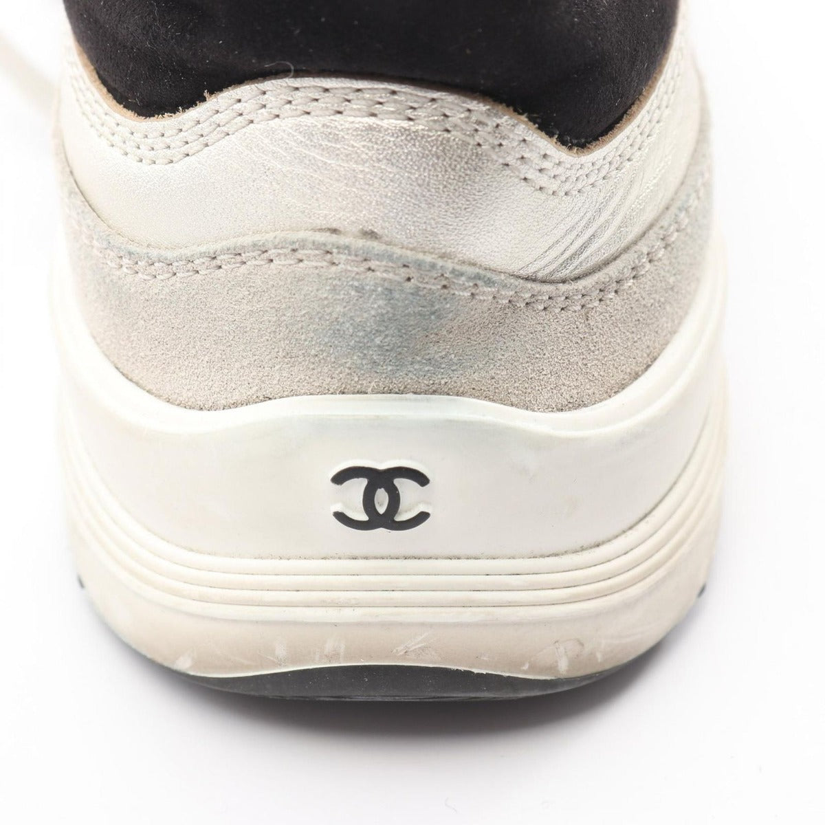 Chanel Sneakers CC Logo Silver Leather — view 8