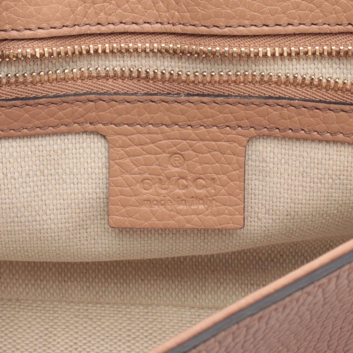 Gucci Shoulder Bag Soho Interlocking Beige Leather — view 4