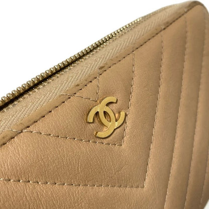 Chanel Long Wallet V-stitched (chevron) Beige Coco Mark/gold Hardware / Round